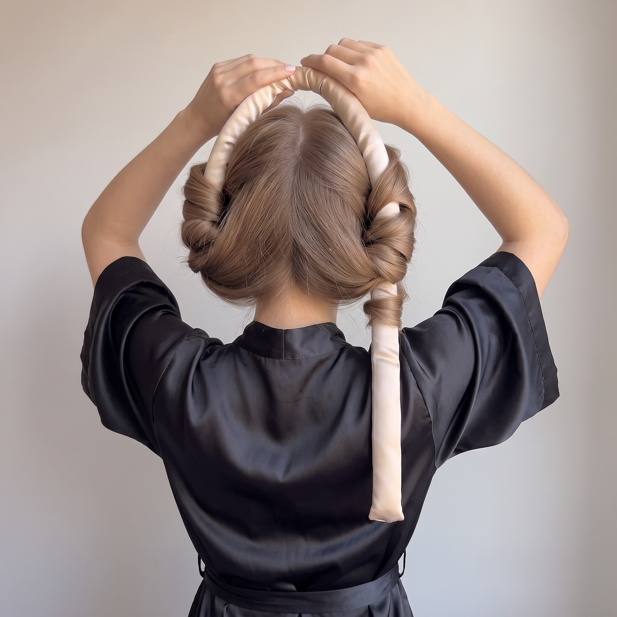 Heatless curls i silke i skandinaviskt håret